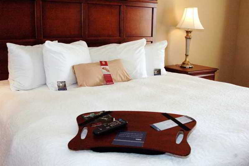 Hampton Inn & Suites Montgomery-Eastchase Δωμάτιο φωτογραφία
